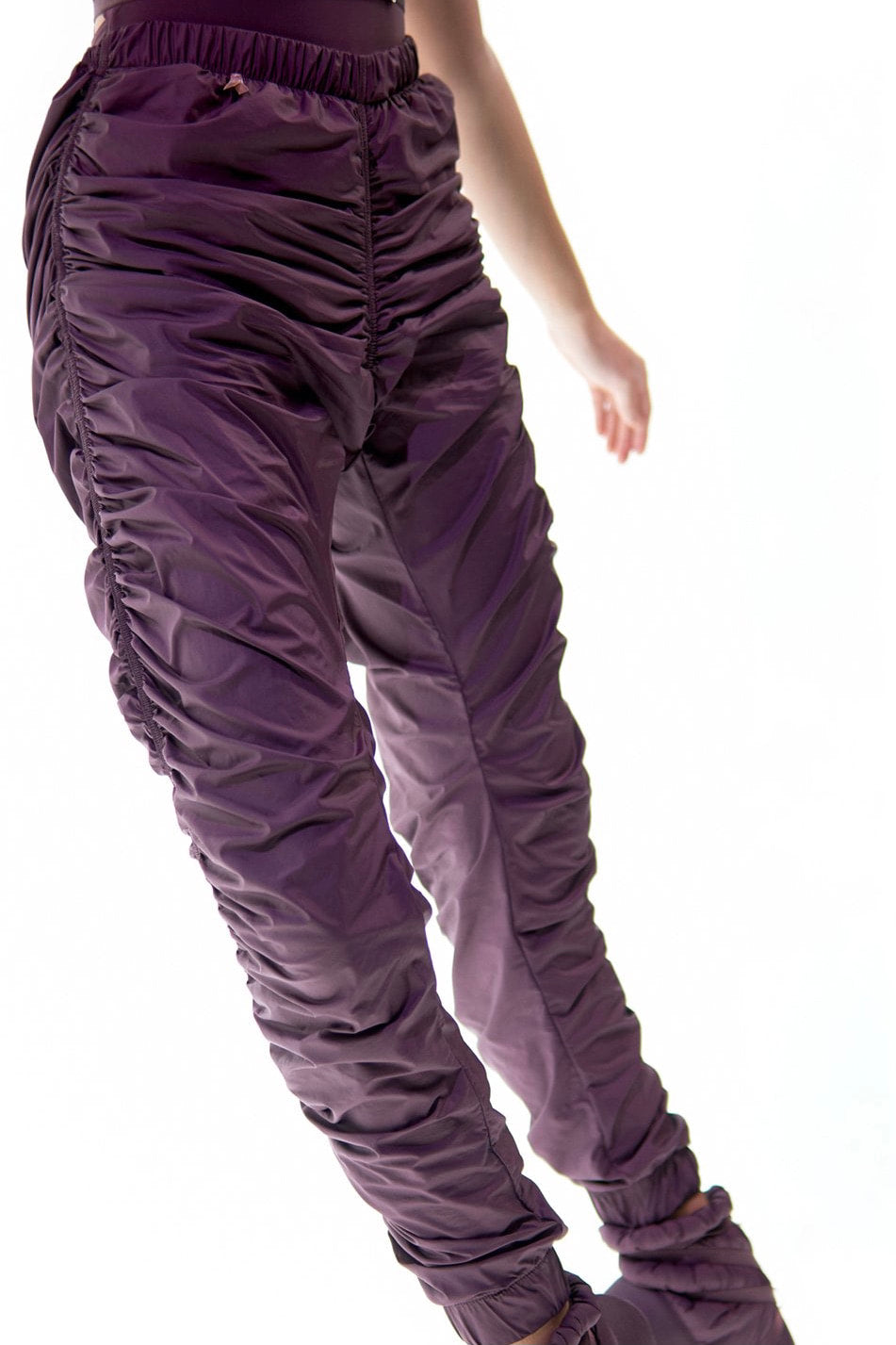 PARA CUTE – plum draped track pants