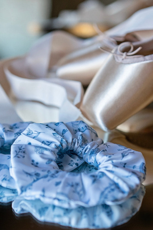 Jouy Scrunchie