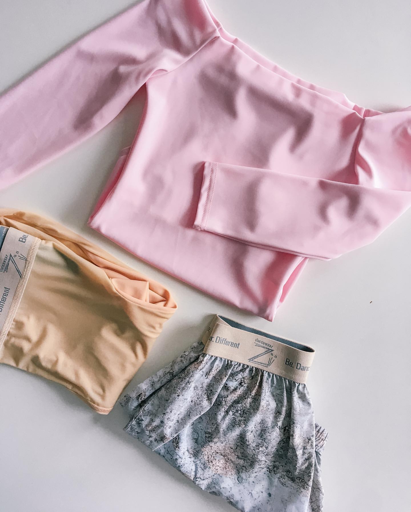 Translucent Ziphirus leggings Zold | beige