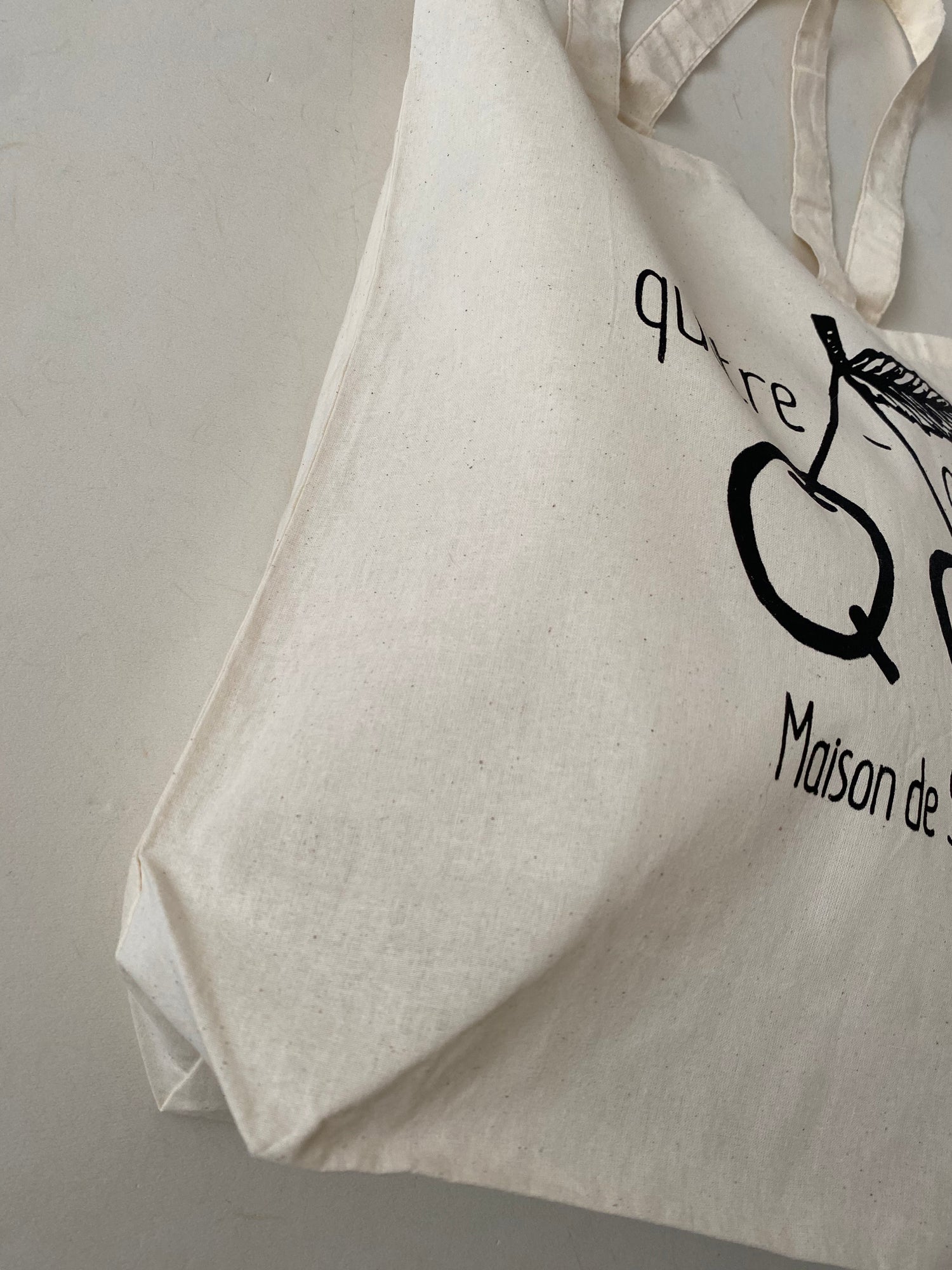 Maison de 9uatre Tote bag | Cherry