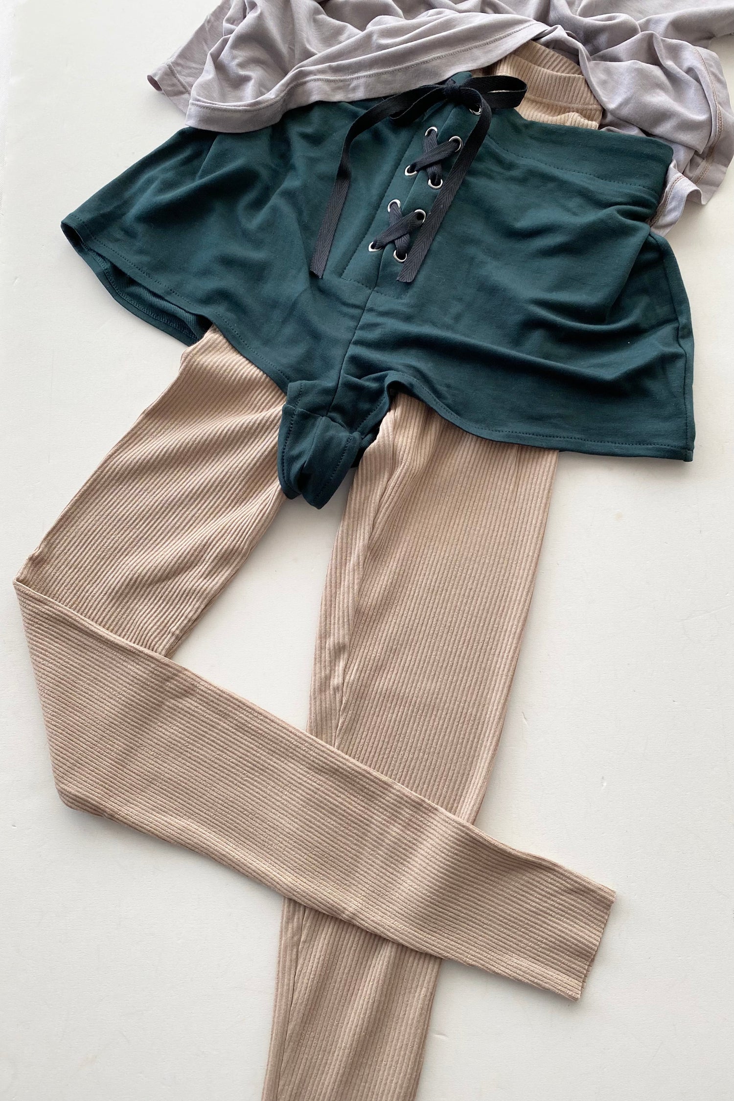 TENCEL® SHORT | EMERALD
