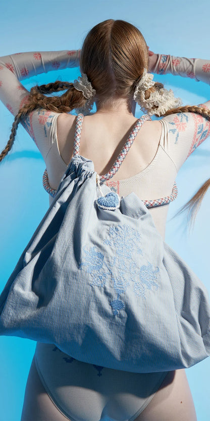BINDLE – alpinia cross stitch tote | SKY BLUE