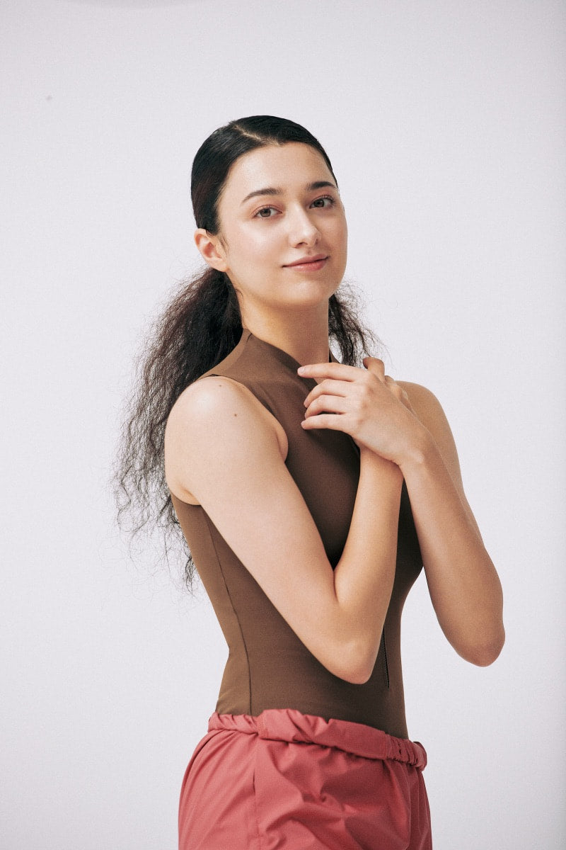 ZIPPERED HALF TOP | TOBACCO