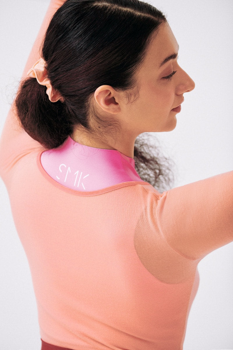 ZIPPERED HALF TOP | HOT PINK