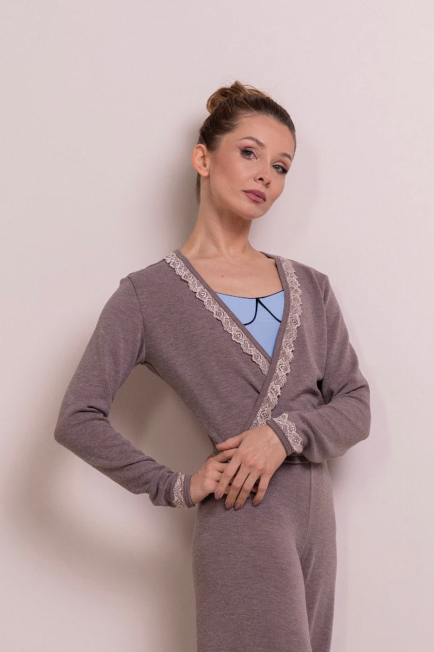 Cardigan in action | Cocoa