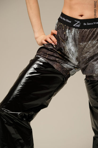 Pants + Shorts, stained in print | mud