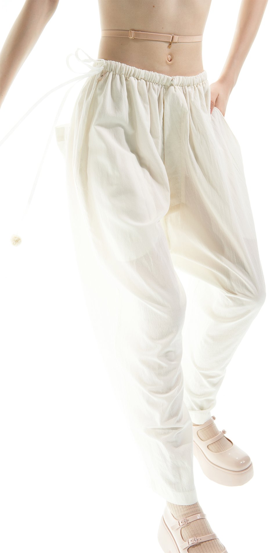CROOKED – boyfriend baggy pants – cream