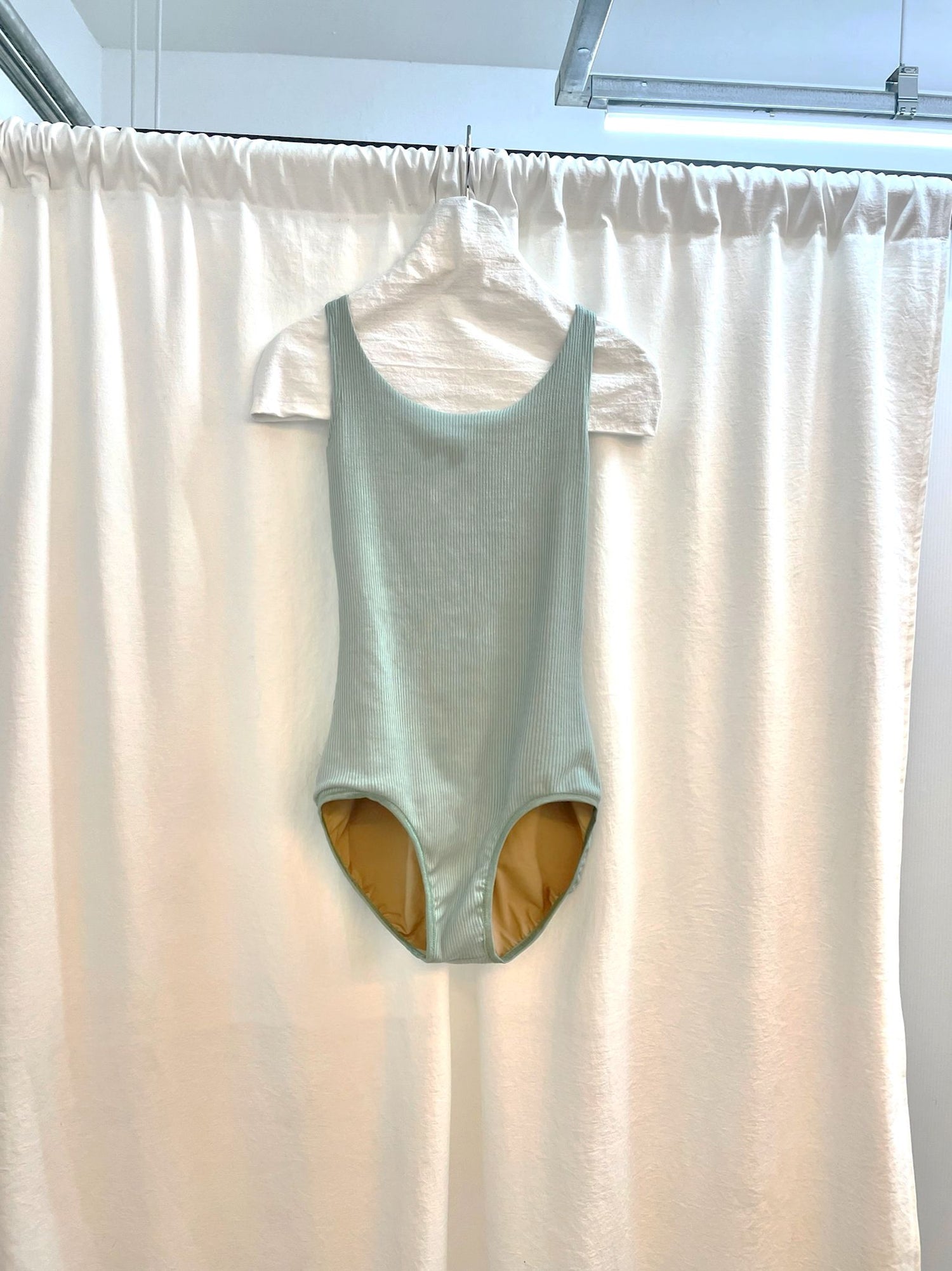MODAL® LACED BACK LEOTARD | MINT